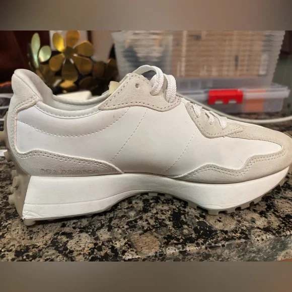 New Balance 327 sneakers (women or unisex) - Picture 5 of 9